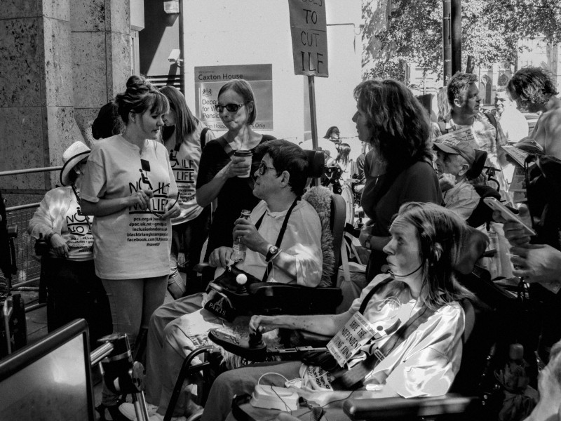 How DPAC celebrated Independent Living Day with an 'Independent Living Tea Party' 4th July 2014 How DPAC celebrated Independent Living Day with an 'Independent Living Tea Party' 4th July 2014