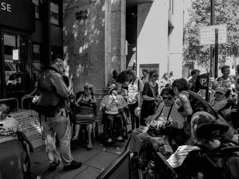 How DPAC celebrated Independent Living Day with an 'Independent Living Tea Party' 4th July 2014 How DPAC celebrated Independent Living Day with an 'Independent Living Tea Party' 4th July 2014